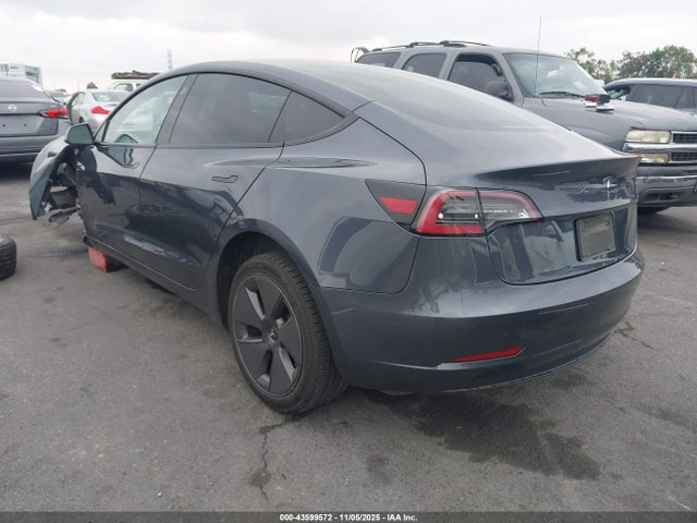 2023 TESLA MODEL 3 5YJ3E1EA7PF430514 Photo 2