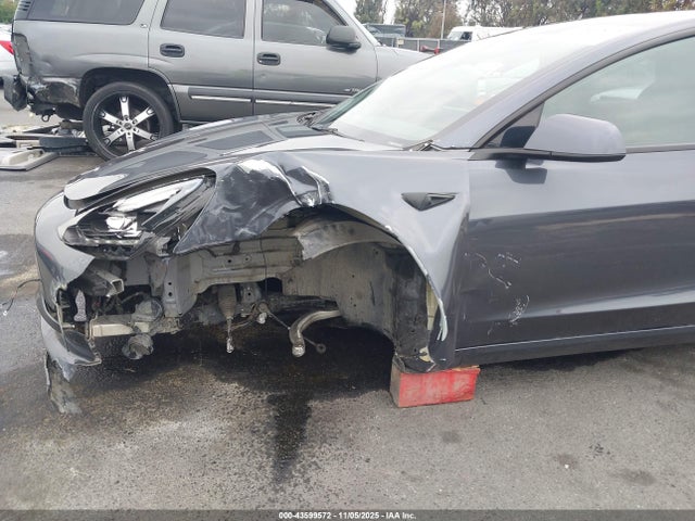 2023 TESLA MODEL 3 5YJ3E1EA7PF430514 Photo 5