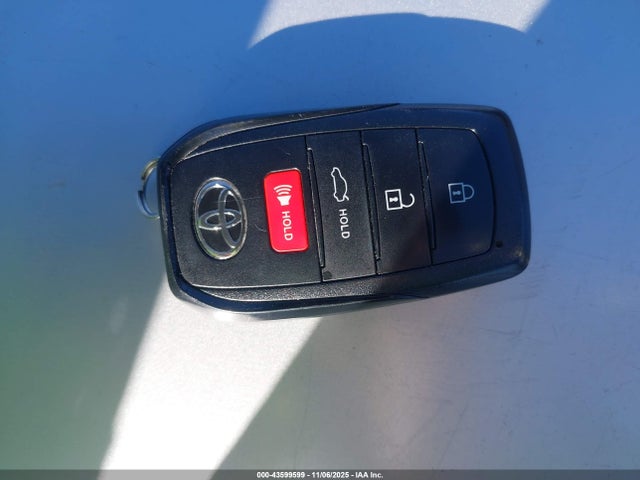 Toyota Corolla Hybrid Le 2024 JTDBCMFE8R3058816 Image 11