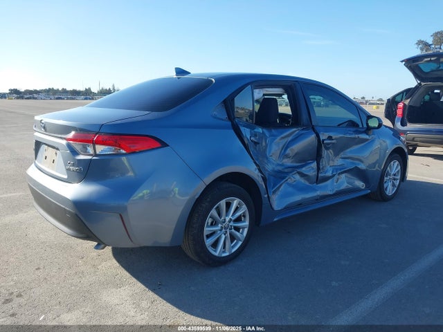 Toyota Corolla Hybrid Le 2024 JTDBCMFE8R3058816 Image 4