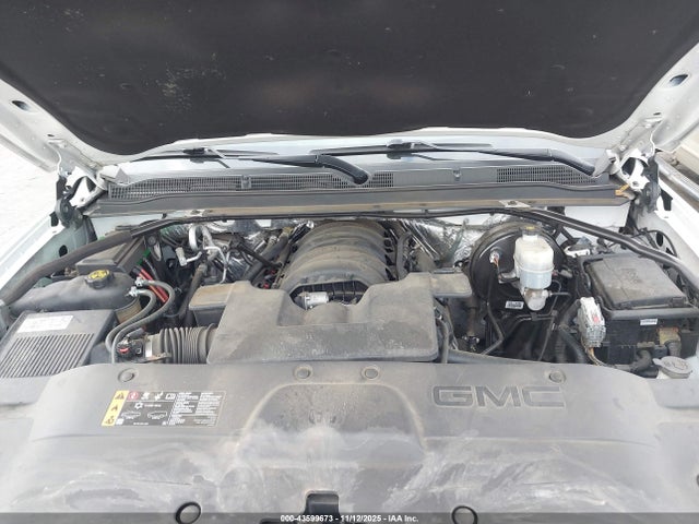 1GKS2GKC4JR338750 GMC Yukon Xl Slt