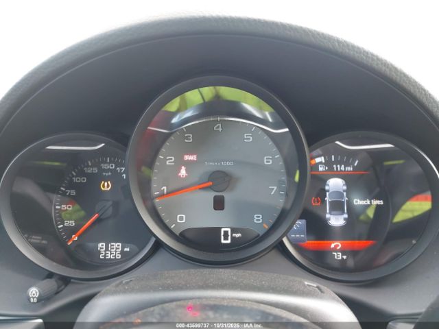 2017 PORSCHE 718 BOXSTER WP0CB2A89HS241269 Photo 6