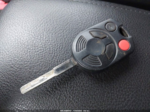 Ford FOCUS SE 2015 1FADP3K23FL342116 Image 11