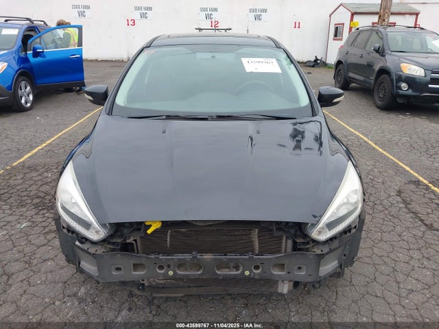 Ford FOCUS SE 2015 1FADP3K23FL342116 Image 13