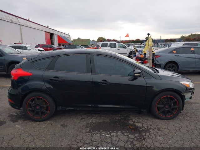 Ford FOCUS SE 2015 1FADP3K23FL342116 Image 14