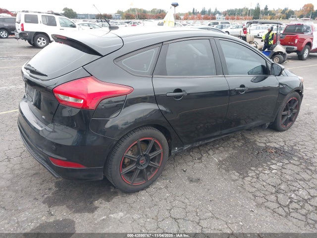 Ford FOCUS SE 2015 1FADP3K23FL342116 Image 4