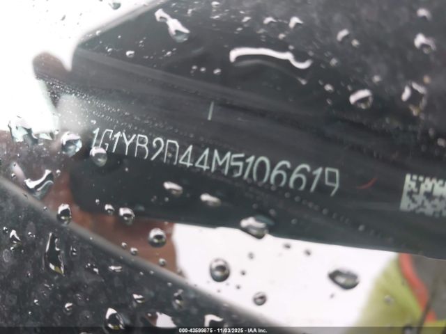 2021 CHEVROLET CORVETTE STINGRAY 1G1YB2D44M5106619 Photo 8