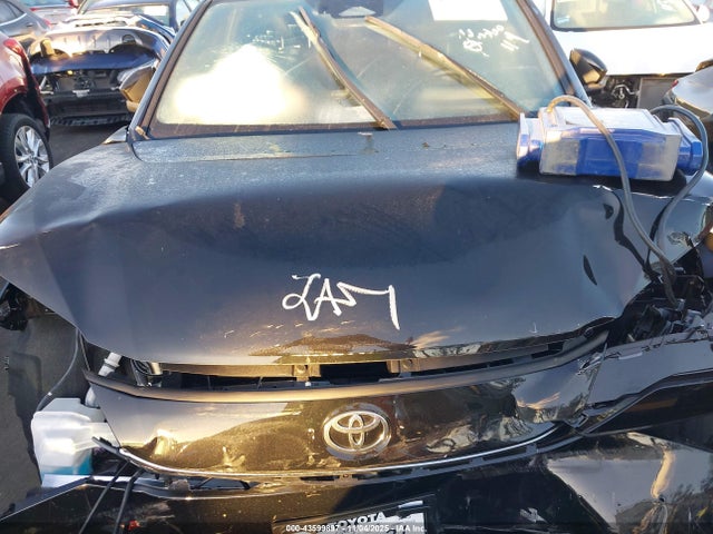 Toyota BZ4X XLE 2025 JTMAAAAA6SA066970 Image 23