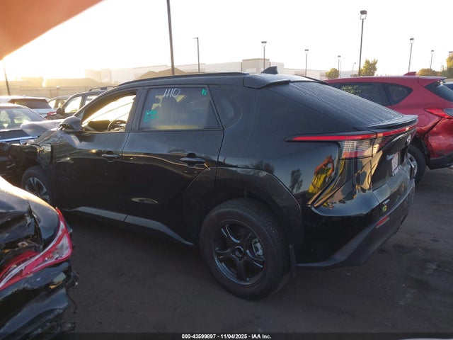 Toyota BZ4X XLE 2025 JTMAAAAA6SA066970 Image 27