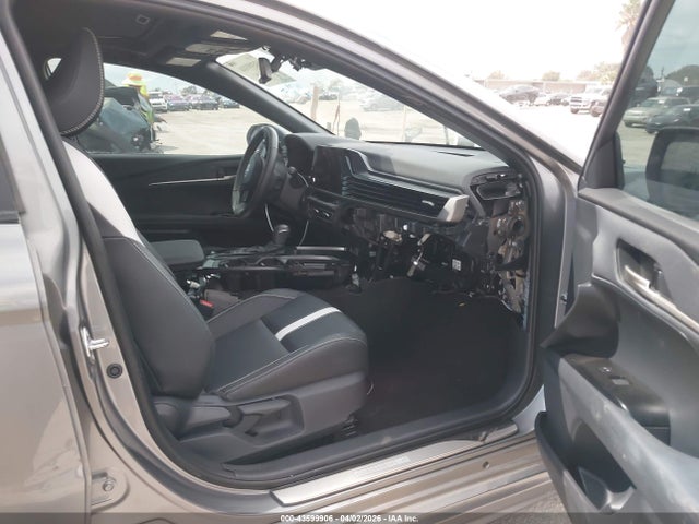 Toyota CAMRY SE 2025 4T1DAACK0SU558763 Image 5