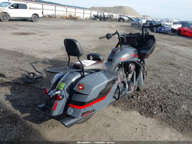 56KLCERR6N3407050 INDIAN MOTORCYCLE CO. Challenger Elite/jack Daniel&#039;s Limited Edition