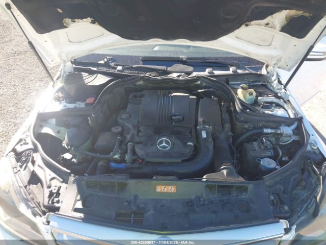 2013 MERCEDES-BENZ C 250 WDDGF4HB6DR270836 Photo 9
