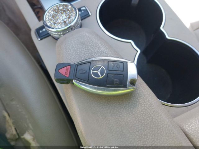 2013 MERCEDES-BENZ C 250 WDDGF4HB6DR270836 Photo 10