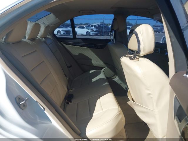 2013 MERCEDES-BENZ C 250 WDDGF4HB6DR270836 Photo 7