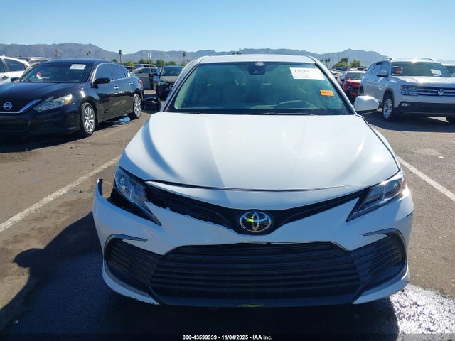 4T1C11AK5MU436868 Toyota CAMRY LE