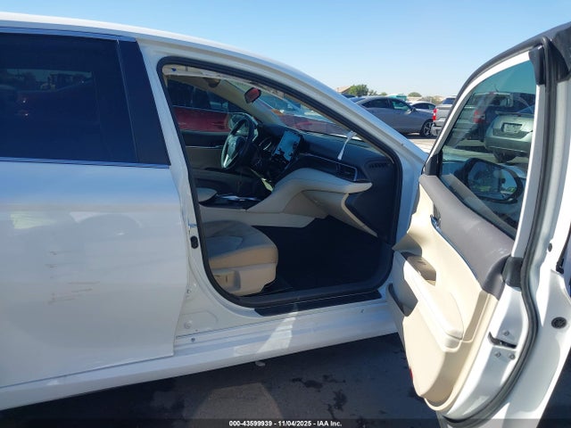 4T1C11AK5MU436868 Toyota CAMRY LE