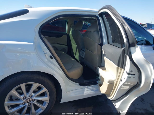 4T1C11AK5MU436868 Toyota CAMRY LE