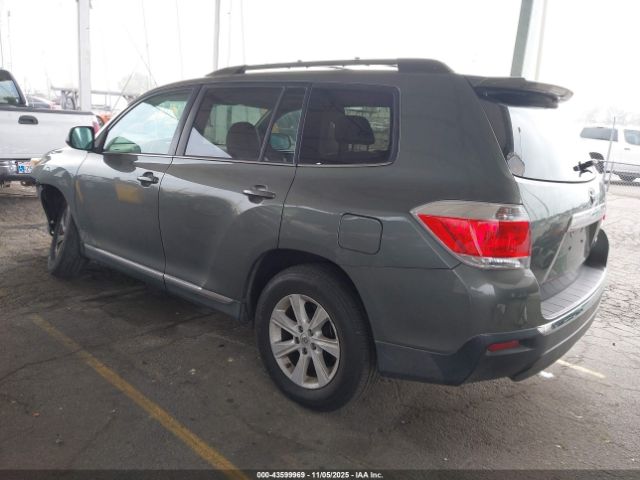2013 TOYOTA HIGHLANDER 5TDBK3EHXDS263330 Photo 2