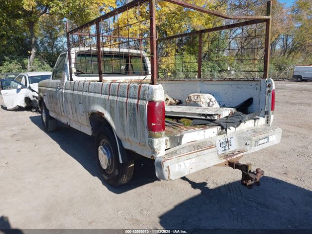 1989 FORD F250 1FTHF25H5KLA43262 Photo 2