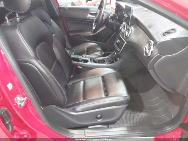 2018 MERCEDES-BENZ GLA 250 WDCTG4GB5JJ512964 Photo 4