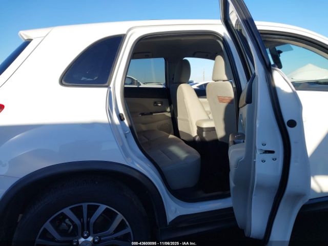 2018 MITSUBISHI OUTLANDER SPORT JA4AP3AU1JZ031669 Photo 7