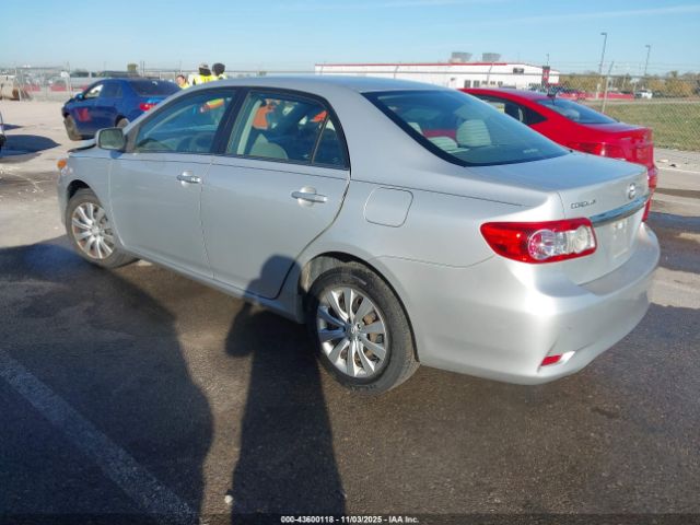 2013 TOYOTA COROLLA 5YFBU4EE3DP125885 Photo 2