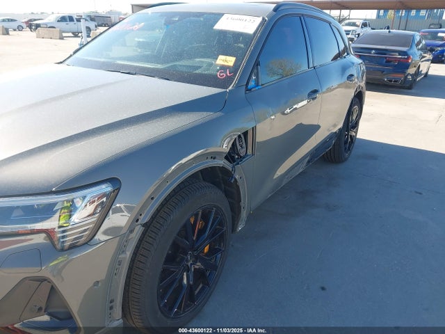 2022 AUDI E-TRON WA1VABGE8NB022592 Photo 5