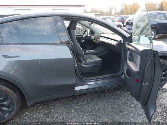 2023 TESLA MODEL Y 7SAYGDEE6PF883126 Photo 4