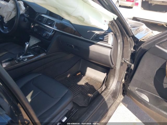 2017 BMW 320I WBA8E1G50HNU12491 Photo 4