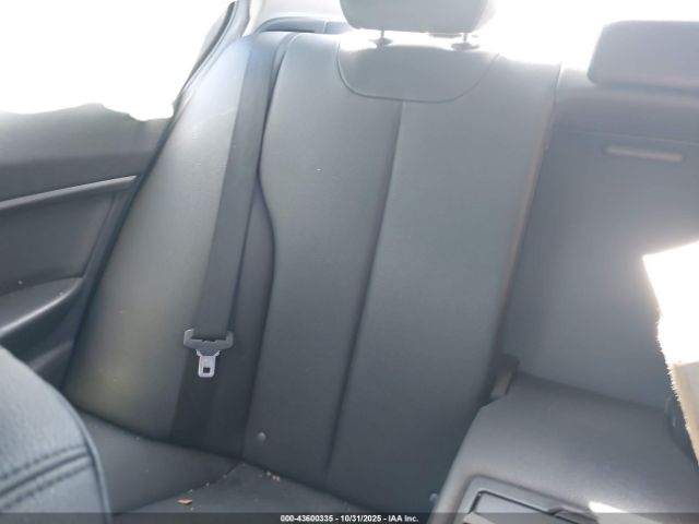 2017 BMW 320I WBA8E1G50HNU12491 Photo 7