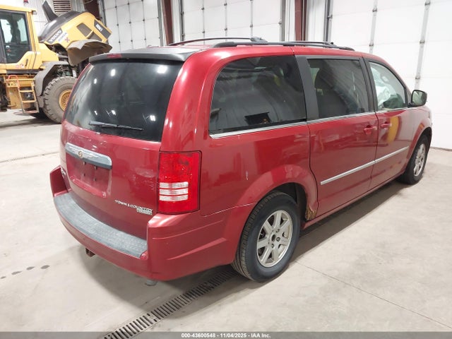 2010 Chrysler Town & Country Touring მანქანა იყიდება აუქციონზე, vin: 2A4RR5DX5AR128379, აუქციონის ნომერი: 43600548