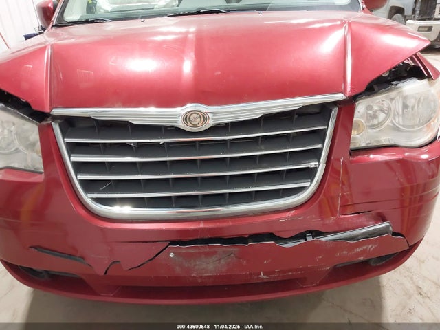 2010 Chrysler Town & Country Touring მანქანა იყიდება აუქციონზე, vin: 2A4RR5DX5AR128379, აუქციონის ნომერი: 43600548