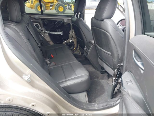 2025 CADILLAC XT4 1GYFZCR43SF104340 Photo 7