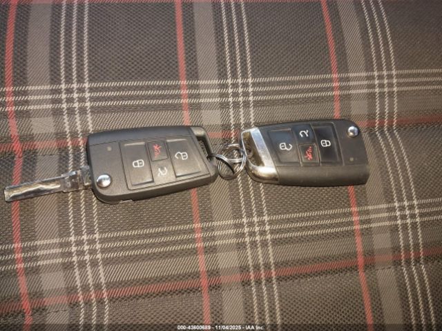 2015 VOLKSWAGEN GOLF GTI 3VWYT7AU7FM025937 Photo 10