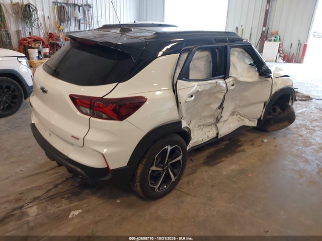 2022 CHEVROLET TRAILBLAZER KL79MUSL4NB019444 Photo 3