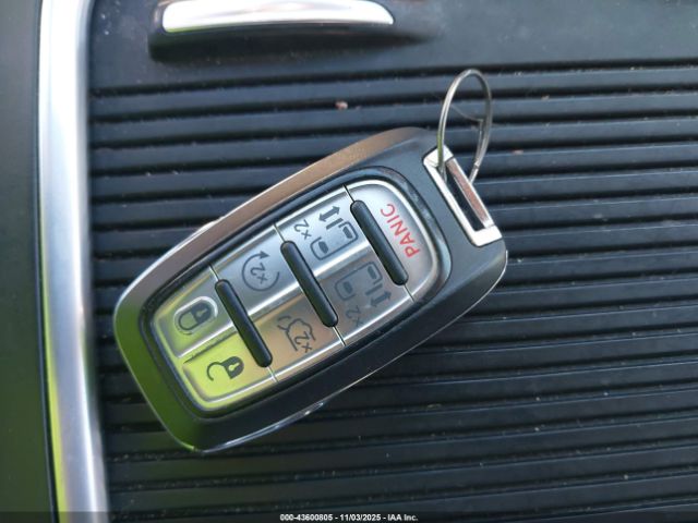 2020 CHRYSLER PACIFICA 2C4RC1GG0LR109673 Photo 10