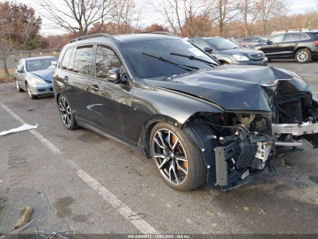 2022 BMW X7 5UXCW2C06N9L13252