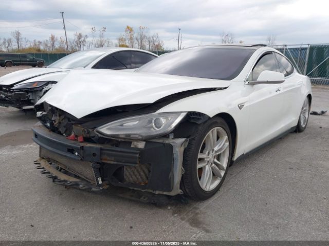 2013 TESLA MODEL S 5YJSA1CN4DFP17026 Photo 1
