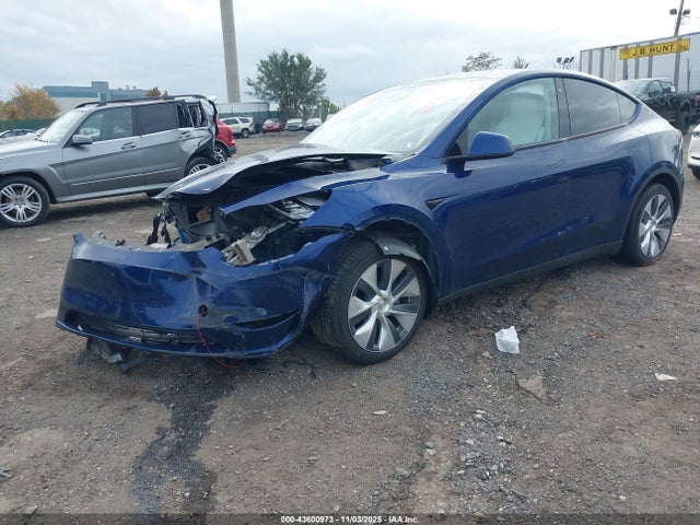 2023 TESLA MODEL Y 7SAYGDEE8PA121641 Photo 1