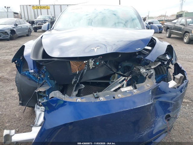 2023 TESLA MODEL Y 7SAYGDEE8PA121641 Photo 5