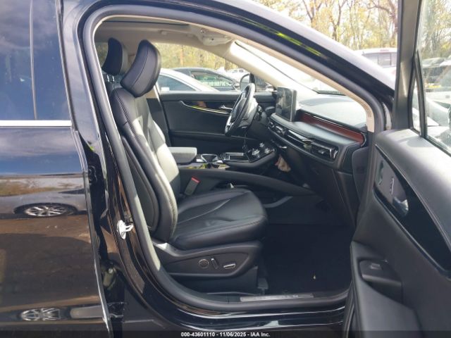 2023 LINCOLN NAUTILUS 2LMPJ8K96PBL05520 Photo 4