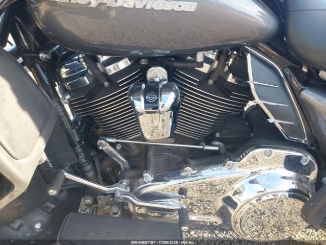 2021 HARLEY-DAVIDSON FLHTK 1HD1KEF16MB607296 Photo 8