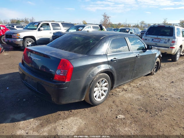 2008 CHRYSLER 300 2C3KA43R18H176333 Photo 3
