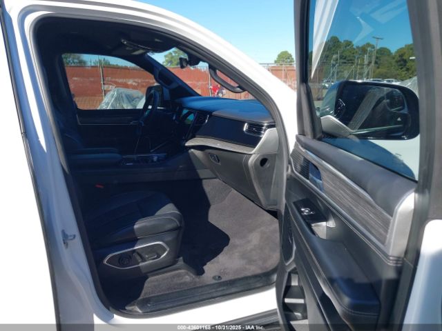 2022 JEEP WAGONEER 1C4SJVBTXNS143317 Photo 4