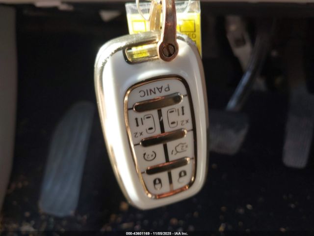 2020 CHRYSLER VOYAGER 2C4RC1DG0LR264650 Photo 10