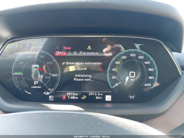 2024 AUDI E-TRON GT WAUDJBFW8R7002070 Photo 6