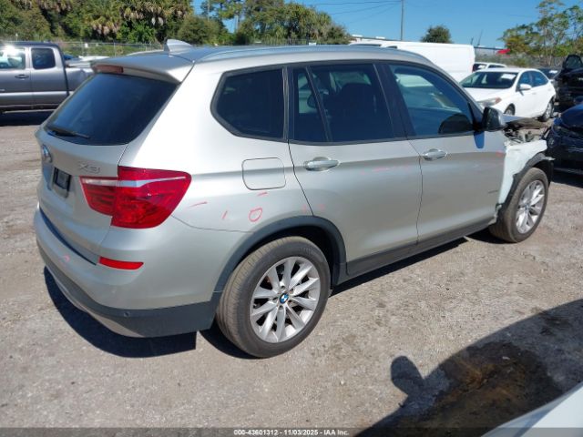 2017 BMW X3 5UXWX9C56H0D97597 Photo 3