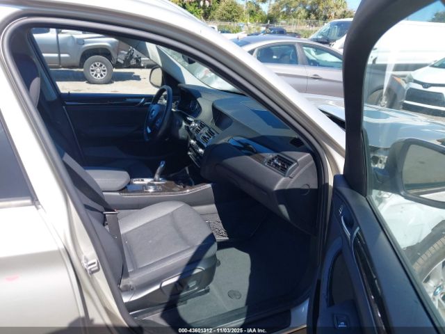 2017 BMW X3 5UXWX9C56H0D97597 Photo 4