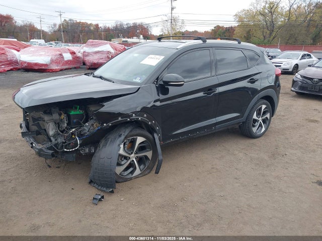 2017 HYUNDAI TUCSON KM8J3CA28HU403950 Photo 1