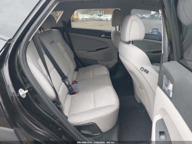 2017 HYUNDAI TUCSON KM8J3CA28HU403950 Photo 7
